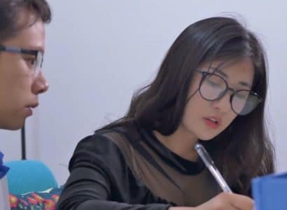 Cô giáo trẻ đến nhà dạy kèm cậu học trò ham chơi - Phim sex hay full HD VLXX JAV